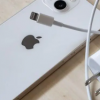 泄露的图片中透露了苹果新的35WUSB-C双充电器设计